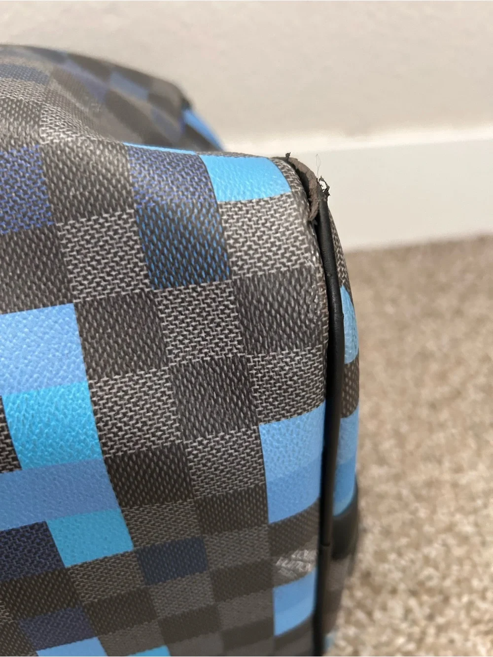 The Unbranded Brand louis vuitton